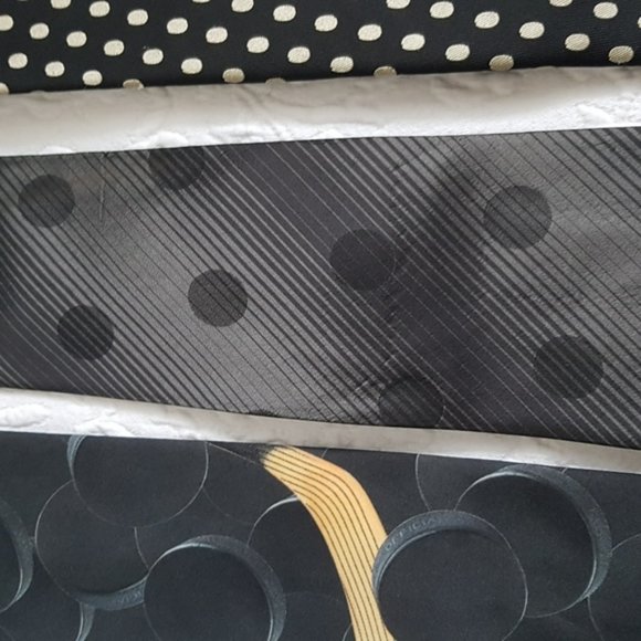 In Good Condition No Stains - Set Of Three Neck Ties - Picture 7 of 7